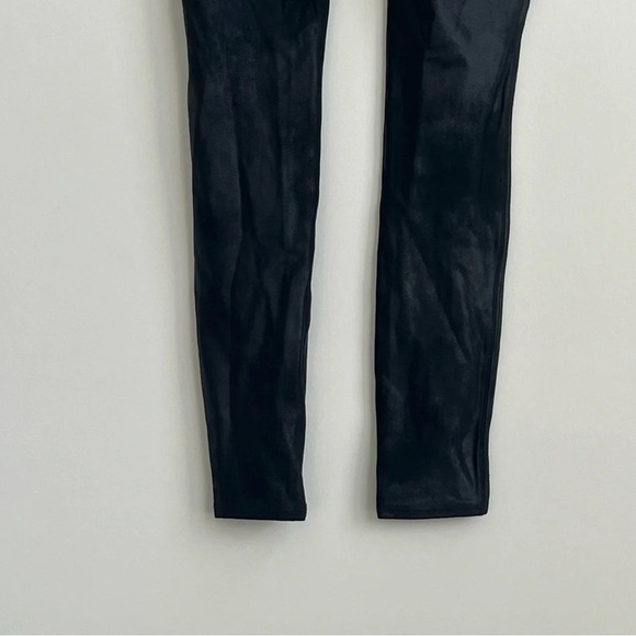 SPANX Faux Leather Shiny LEGGINGS #2437Q-BLACK-Size Medium - Picture 11 of 16